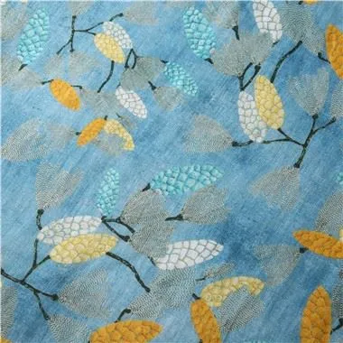 100 linast trükitud kangast